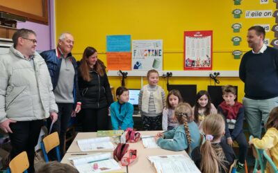 Dons d’ordinateurs à l’ensemble scolaire